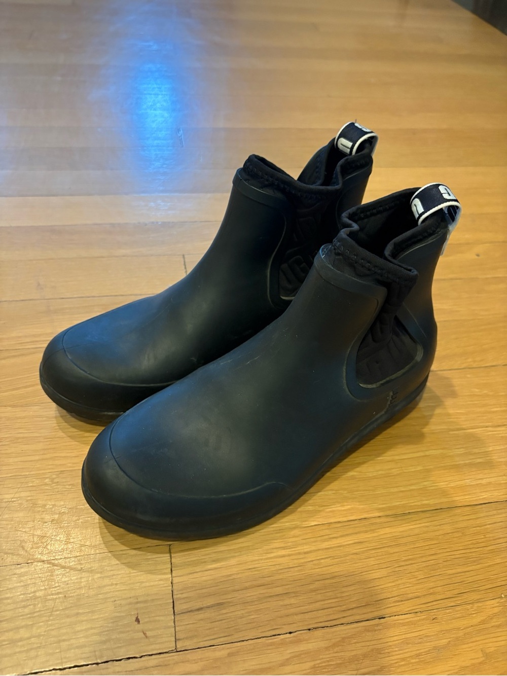 Women’s Ugg Black Slip-On Chelsea Waterproof Rain Booties